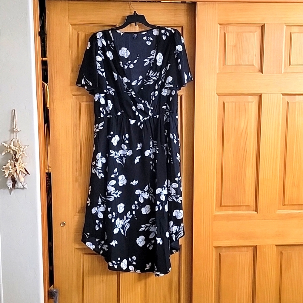 Black versatile dress